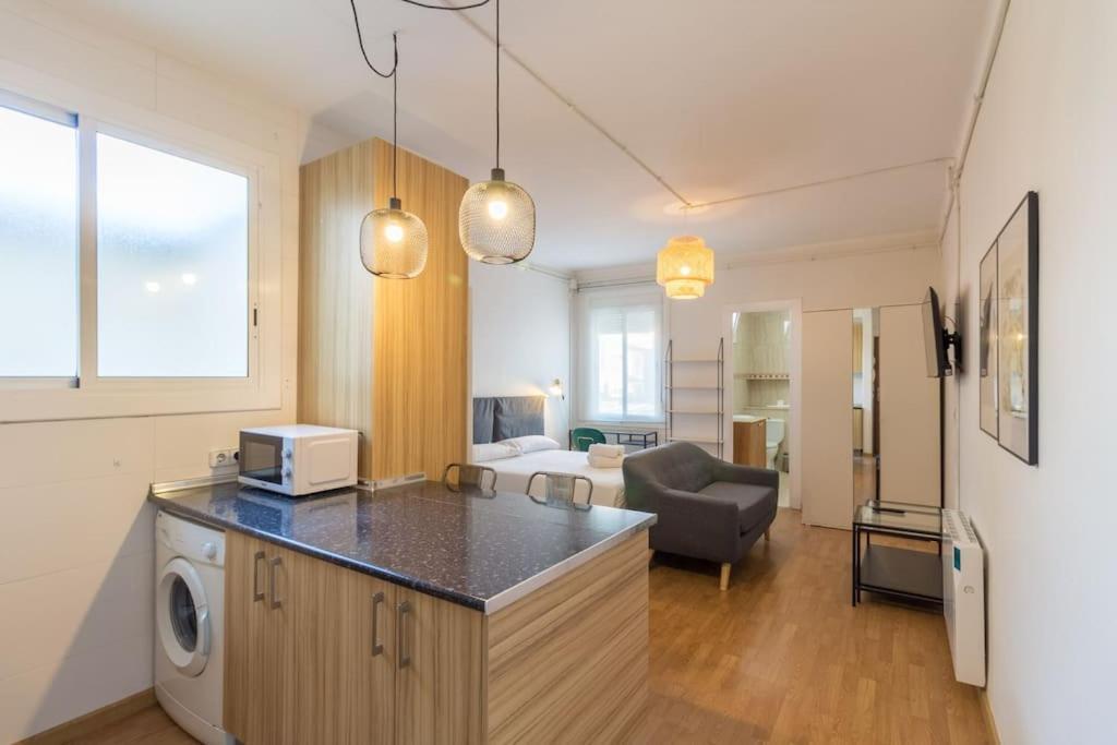 Bebarceloner Sant Andreu Apartments - Studio Exterior foto